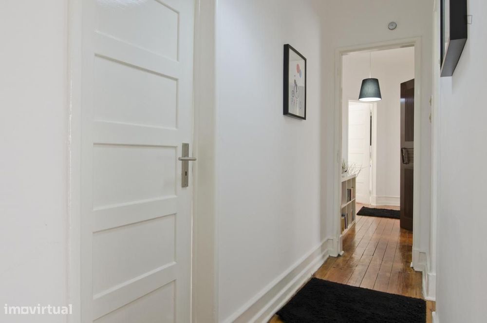 Quarto - localizado em Alameda Lisbon