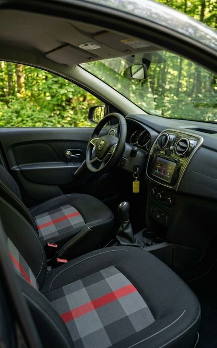 Sandero Stepway 2019 – Apenas 25.000 km | Motor 0.9 TCe | Impecável | Aceito Retoma até 5.000 €
