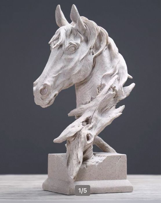 Escultura cabeça de cavalo com 36cm