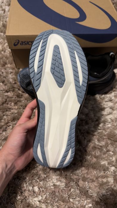 Asics Megablast