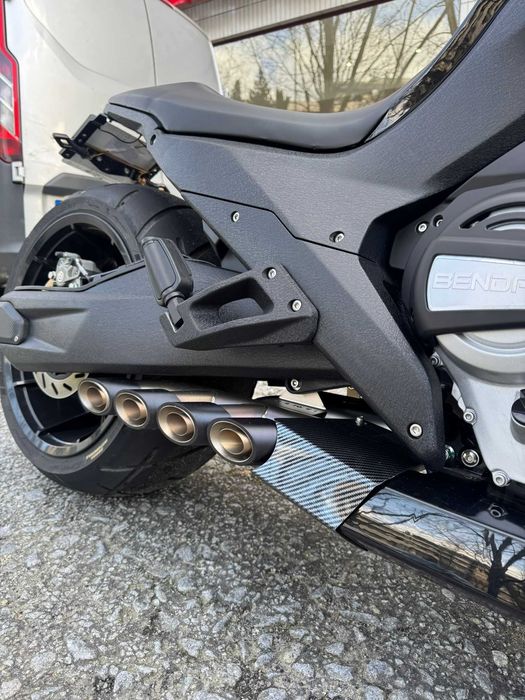 BENDA LFC 700 DE  2025