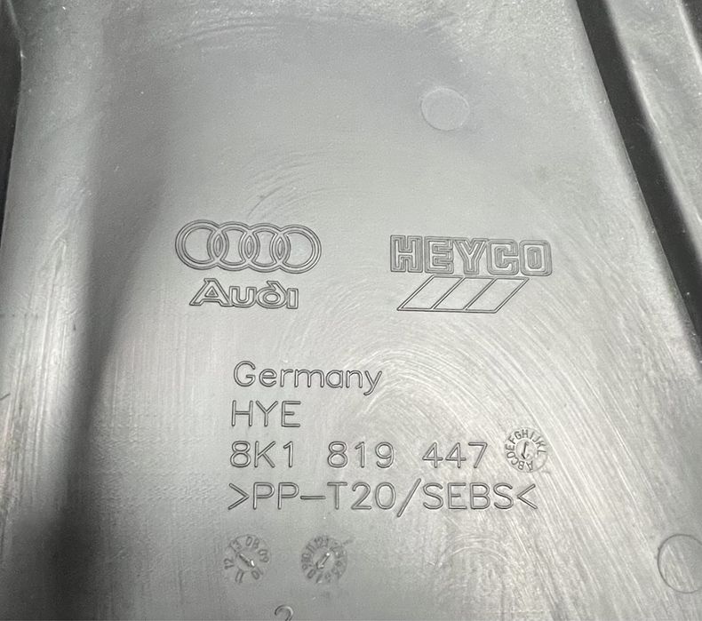 Curcuvan Audi A4 8k