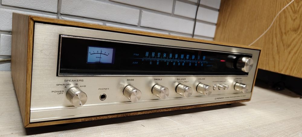 Amplituner PIONEER SX-300D. Vintage