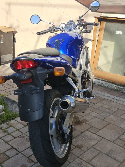 Продам мотоцикл Suzuki sv650 2002