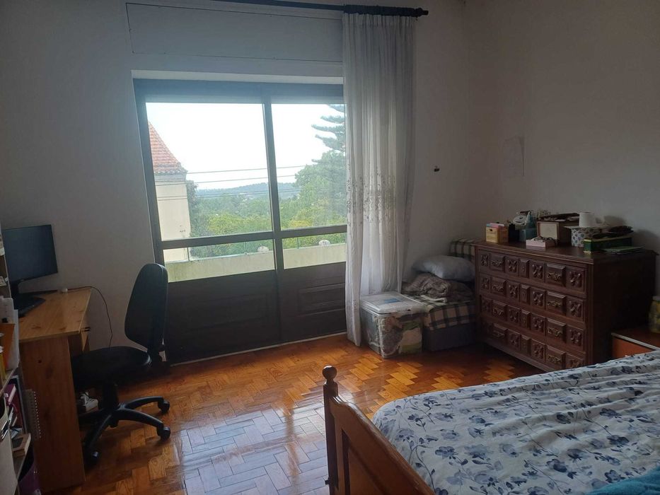 Arrenda-se T4 em Celas Coimbra