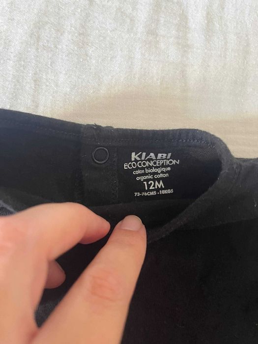 Blusa Kiabi preta com folho de algodão biológico, 12 meses