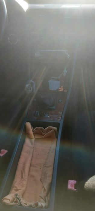 Mercedes c200 1997 nacional ,todos os dias a trabalhar e com inspecção feita até Novembro,