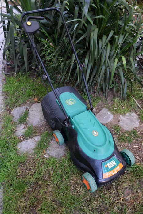 Corta Relva BLACK & DECKER