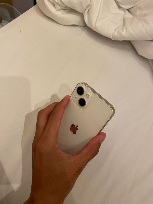 iPhone 13 Branco 128GB