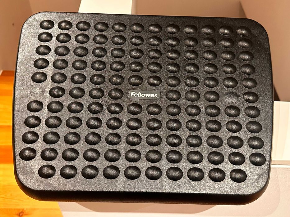 Descanso ergonómico para pés standard