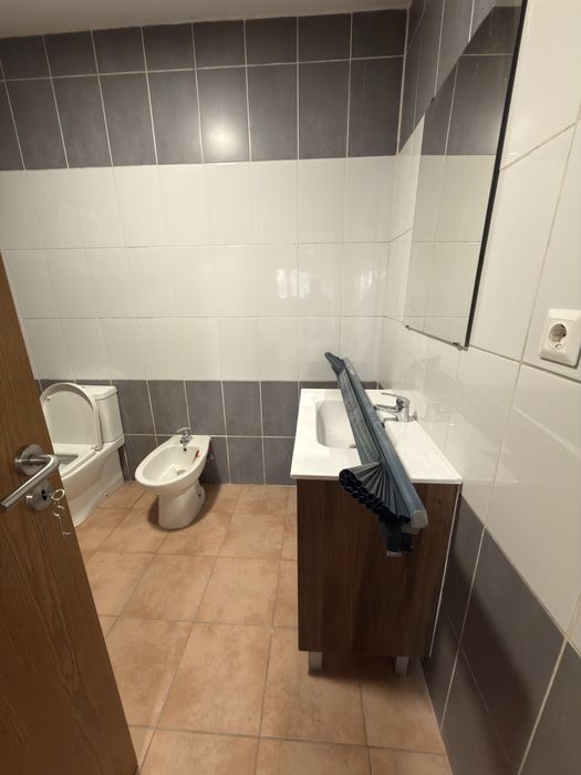 Aluga-se t2 em mozelos