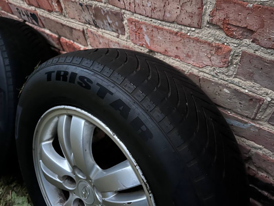 Диски Hyundai Tucson 5*114.3 + гума 215 65 R16