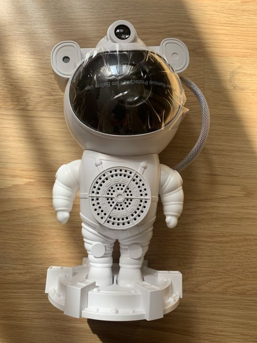 Проектор  Астронавт луна небо БЛЮТУЗ нічник  Космонавт