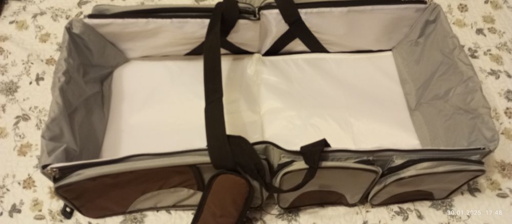 Універсальна сумка для малюка