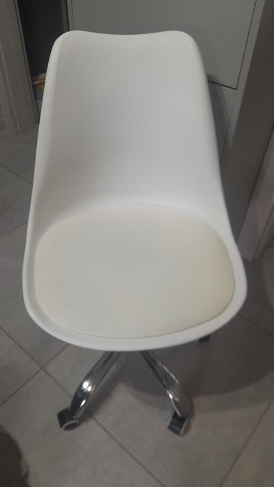 Krzesło  dziecięce do biurka