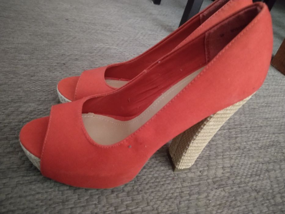 Buty na koreczku Jennifer 39