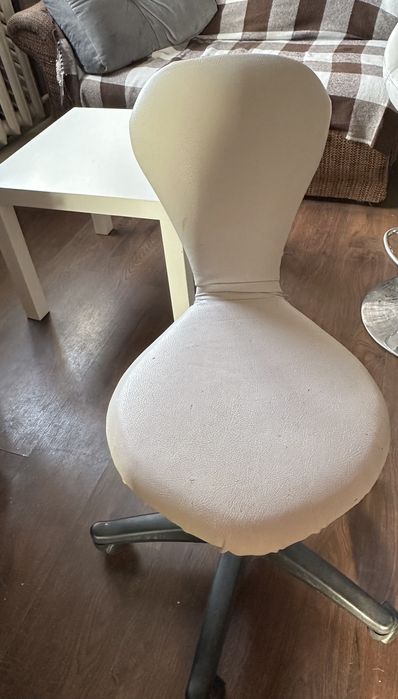 Стілець для салону краси, стілець візажиста