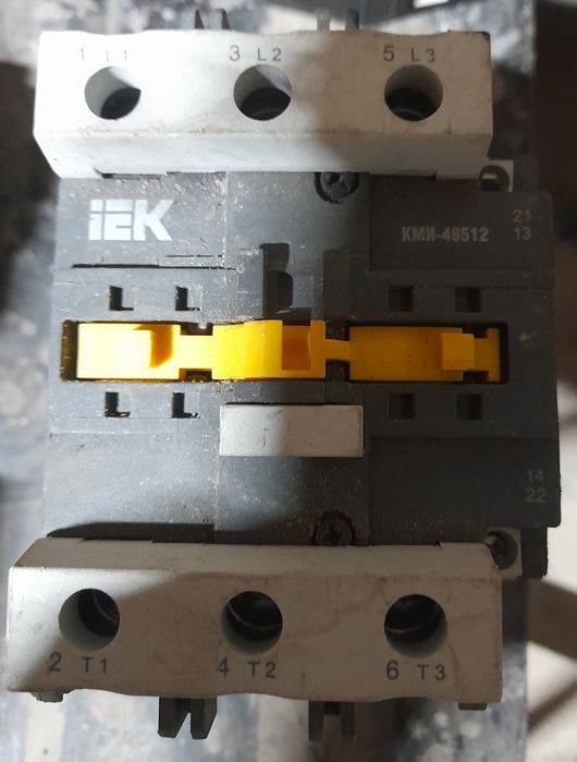 Контактор Шнайдер LCD50AM.7AP, LC1D25F7, КМИ 49512