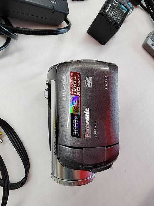 Відеокамера Panasonic SDR-H280