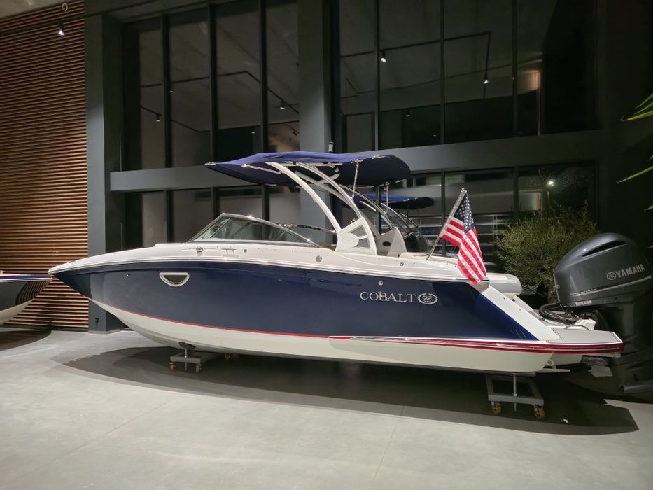 Łódź motorowa Cobalt 25SC 2019 YAMAHA 300 TYLKO 37MTH