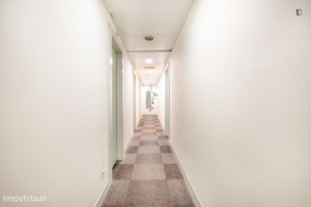 Quarto - localizado em Lisbon