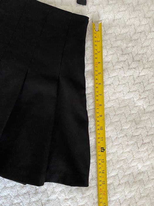 Stradivarius r. M plisowana mini jak nowa styl sezane Bershka