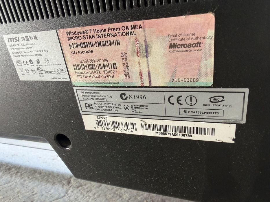 MSI Wind Top AE2220 All-in-One 21,5”  komputer

MSI Wind Top AE2220 All-in-One 21,5” | komputer z monitorem | Windows OEM