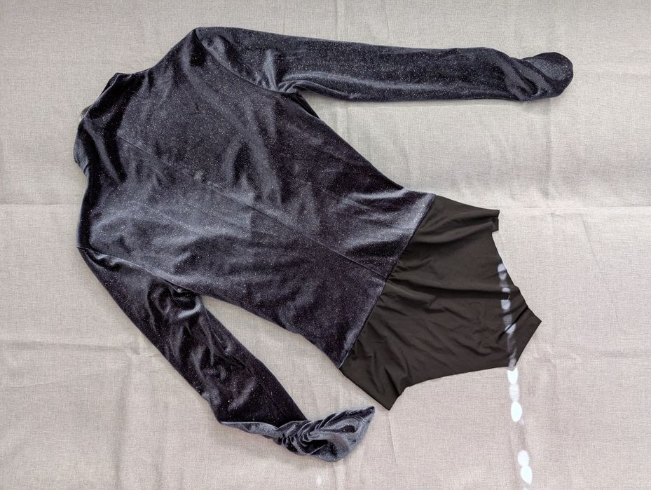 Błyszczące body Zara
