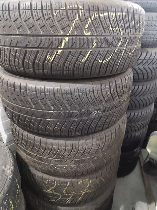 255/55 R 19 zimowe Michelin.