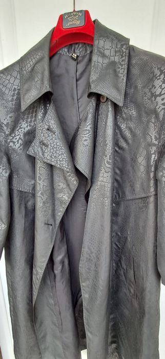 Gabardina Mulher cor preto