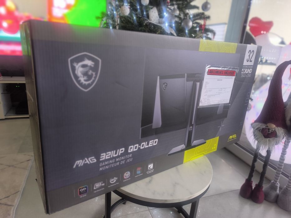 MSI 321UP QD-OLED 32cale