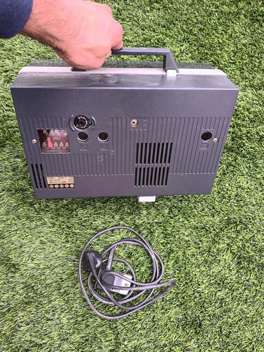 Projetor de filmes Eumig super 8