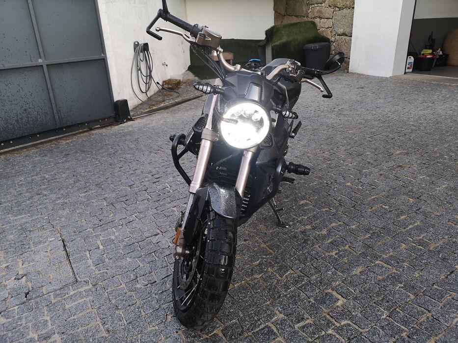 Zontes G1X 125cc de 2021 – Excelente Estado com Melhorias