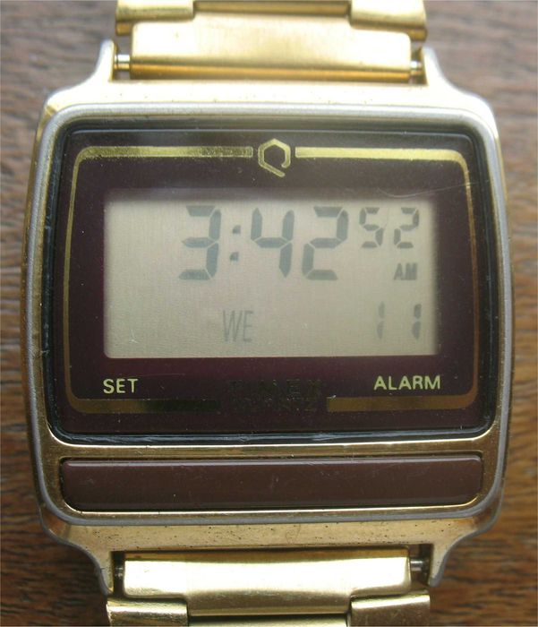 Relógio Digital Vintage - Timex Quartz - S Cell