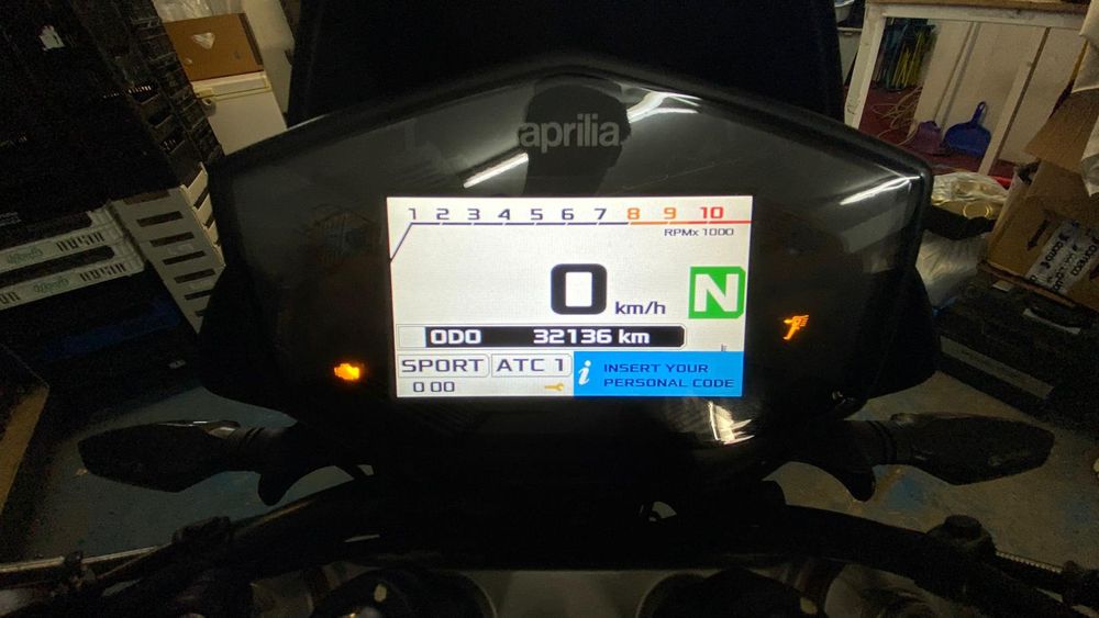 Aprilia Dorsoduro 900