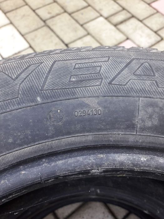 Продам шини до авто