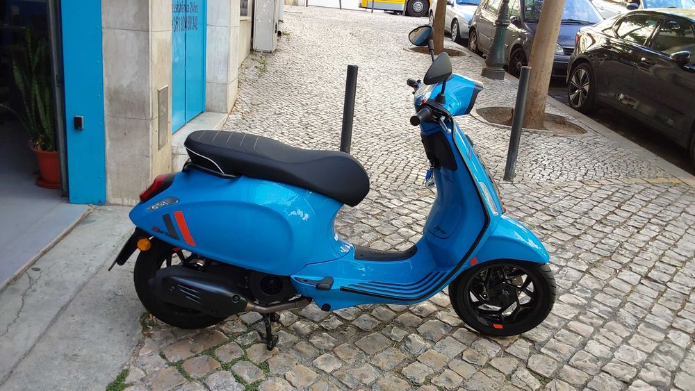 Vespa Primavera 125 com