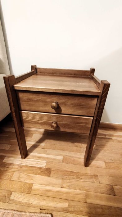 Szafka nocna sosnowoa drewniana