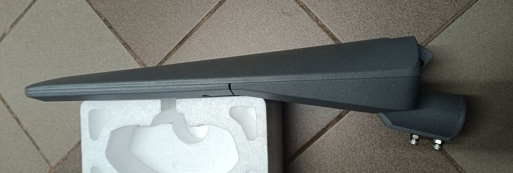 Lampa zewnętrzna 54W