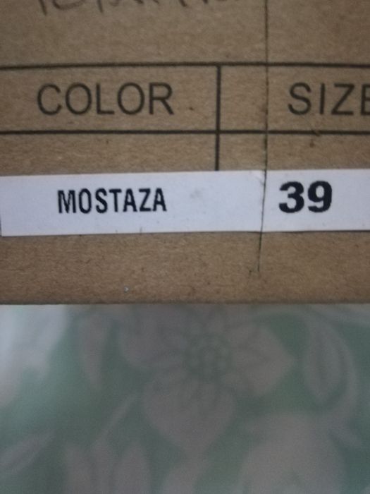 Sapato mostarda novo 39