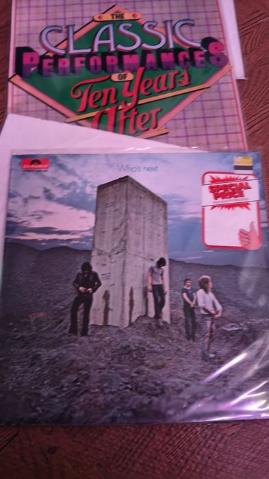 Jethro Tull best of 
Ten years After 
The Who
David Bowie 

Capas e di