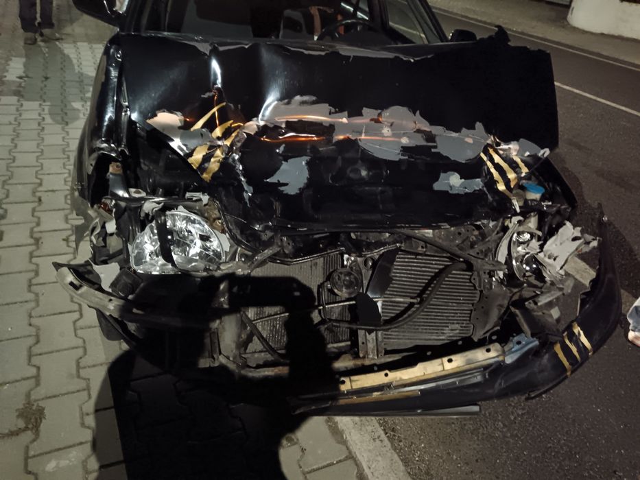 Honda Civic 1.4 IS acidentado