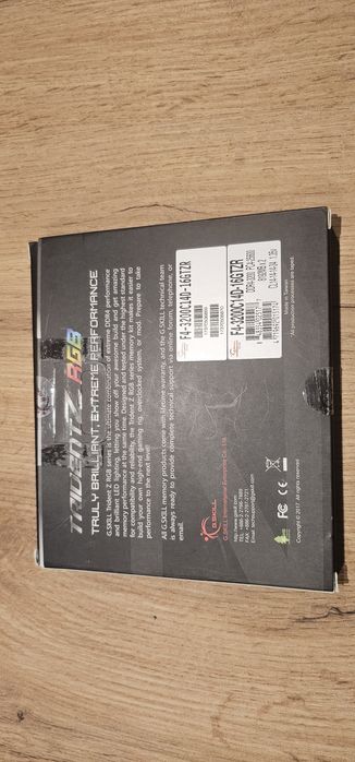 G.Skill Trident Z RGB 16gb (2x8gb) ddr4 3200mhz CL14 !!