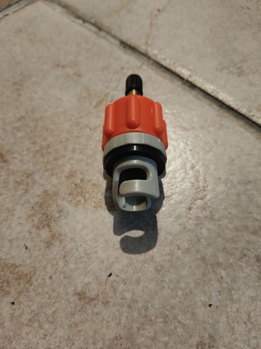adaptador de válvula para pranchas de Stand Up Paddle (SUP) i
