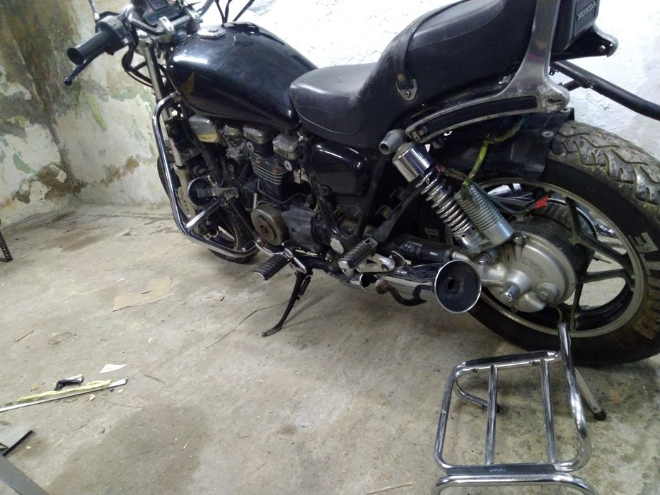 Honda VF 750 C RC 09 V45 MAGNA części