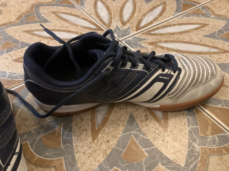 Buty na hale sportową / na wf
