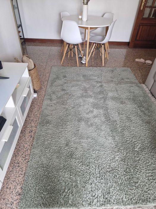 Tapete verde seco