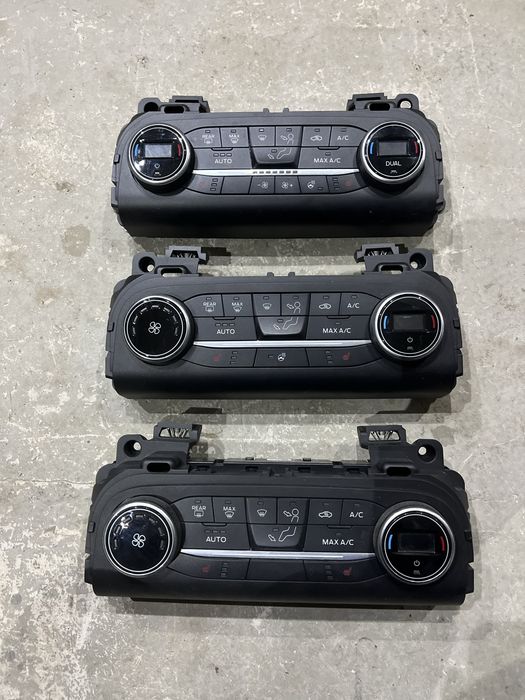 Блок упраления климат контролем Ford Escape mk4 2020-