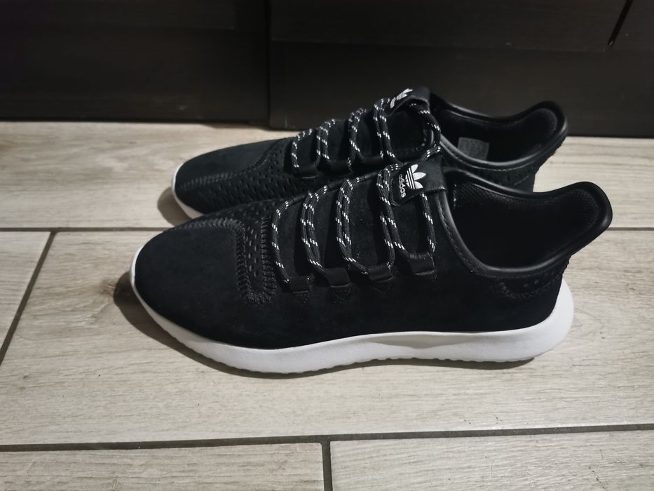 Adidas tubular Shadow