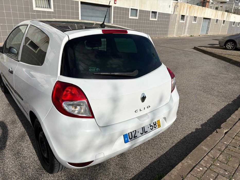 Renault Clio 1.5 dCi Comercial – Muito Económico